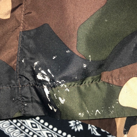 Forever 21 Camo Windbreaker - Picture 3 of 4